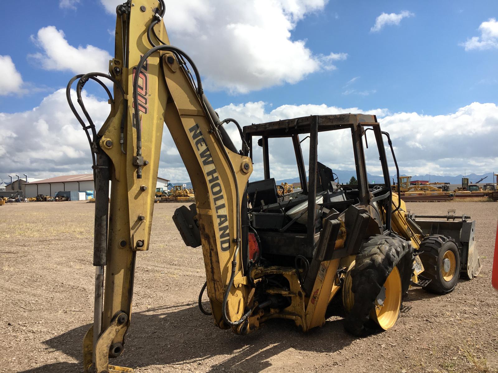 ./imagenes/INVOICE/2019/16188/RETROEXCAVADORA NEW HOLLAND_B110C (28).JPG